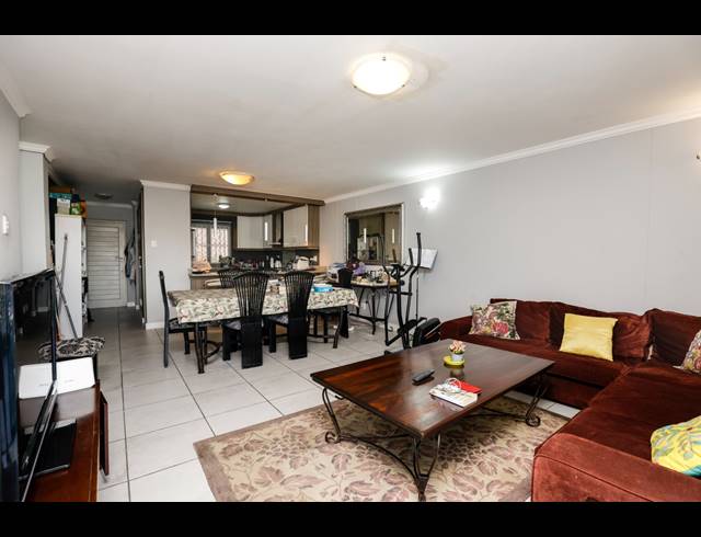 2 BEDROOM APARTMENT FOR SALE IN MORNINGSIDE